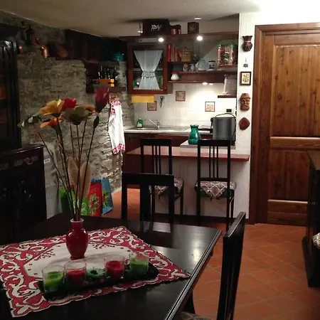 A La Salle Affittasi Grazioso E Ampio Monolocale Cir N 0095 Appartement Chateau